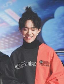 明星带小皮筋,小皮筋舞动时尚潮流