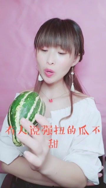 娱乐吃瓜酱网友小时候,揭秘网友童年趣事